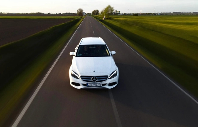 Mercedes-Benz Klasa C cena 56900 przebieg: 198000, rok produkcji 2014 z Racibórz małe 121
